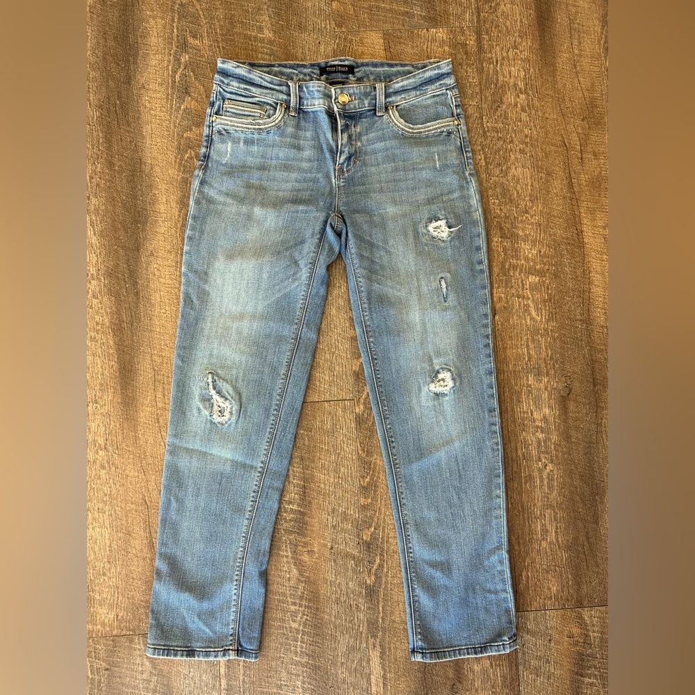 White House Black Market: straight leg crop